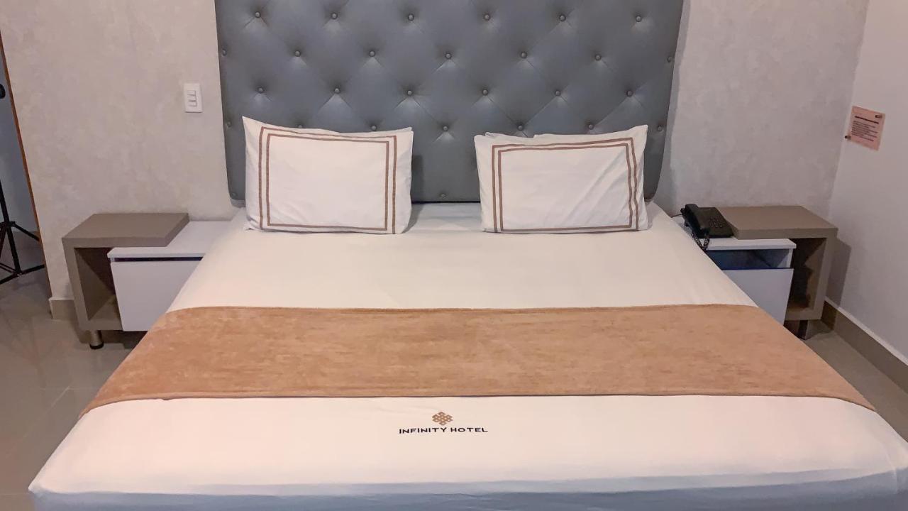 Infinity Hotel Medellín Exteriör bild